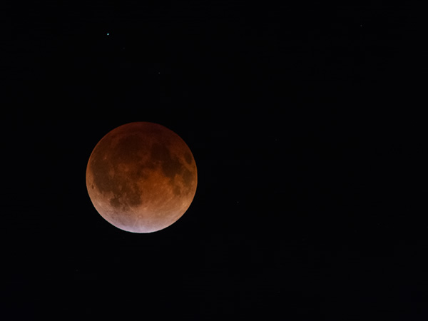 April 15 2014 total lunar eclipse